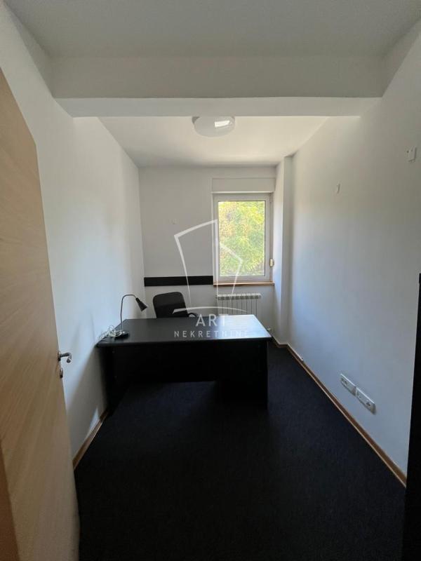 Slika 5 - Mihaila Avramovića,  Lokal za izdavanje, 99m2, 1.200€