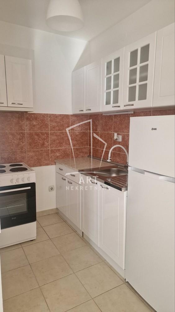 Slika 2 - Šilerova, Jednoiposoban stan za izdavanje, 38m2, 650€