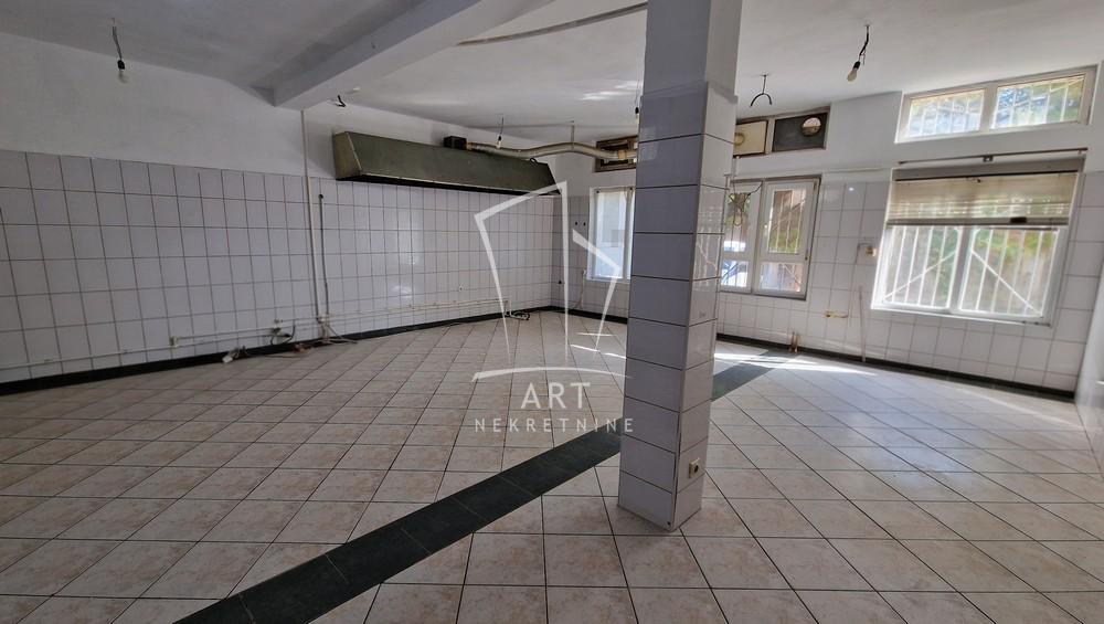 Slika 1 - Sremska,  Lokal za izdavanje, 70m2, 500€