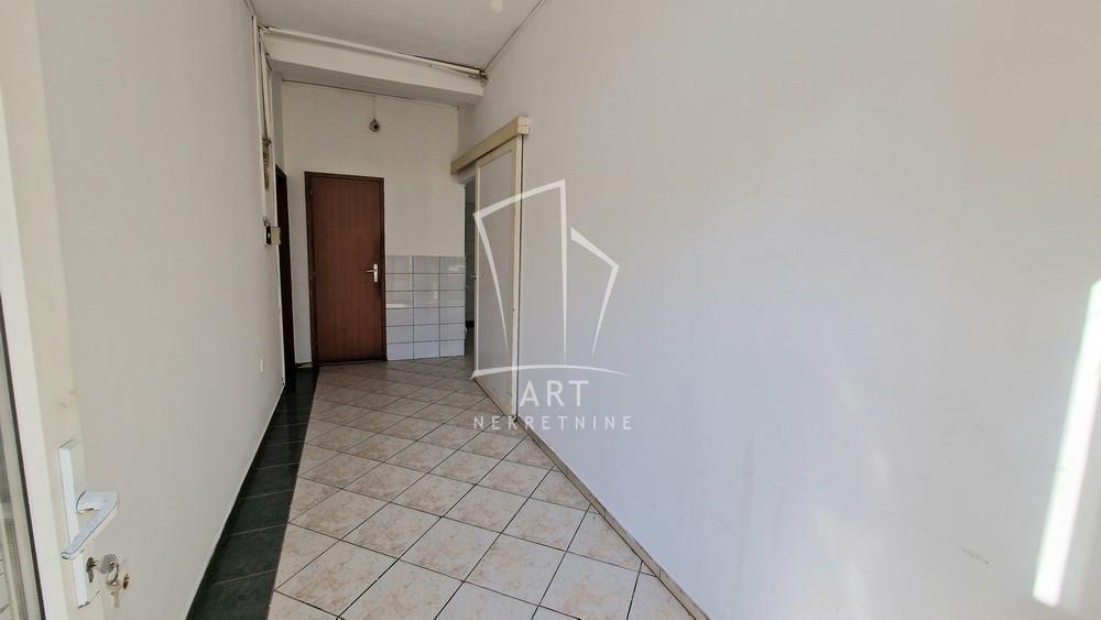 Slika 2 - Sremska,  Lokal za izdavanje, 70m2, 500€