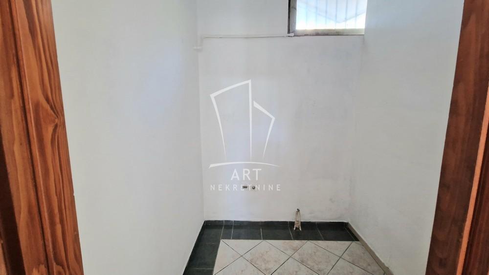 Slika 4 - Sremska,  Lokal za izdavanje, 70m2, 500€