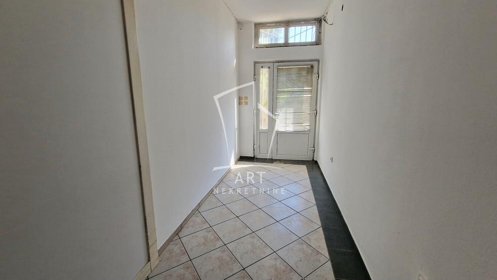 Slika 5 - Sremska,  Lokal za izdavanje, 70m2, 500€