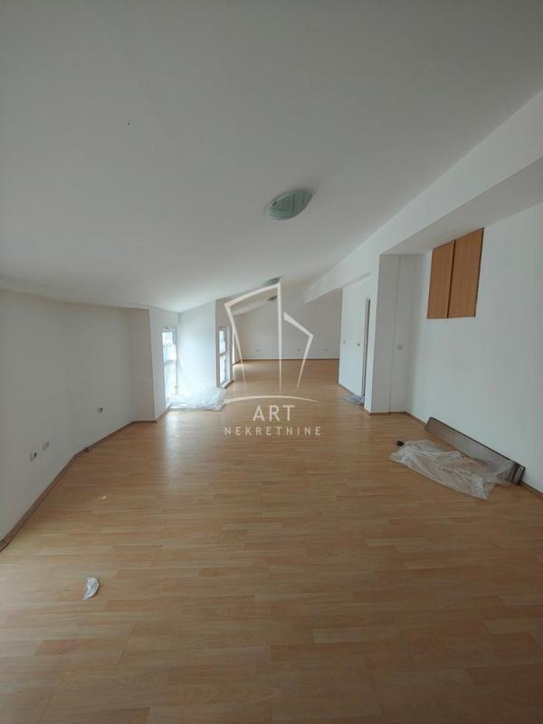 Slika 2 - Timočka,  Lokal za izdavanje, 194m2, 2.500€