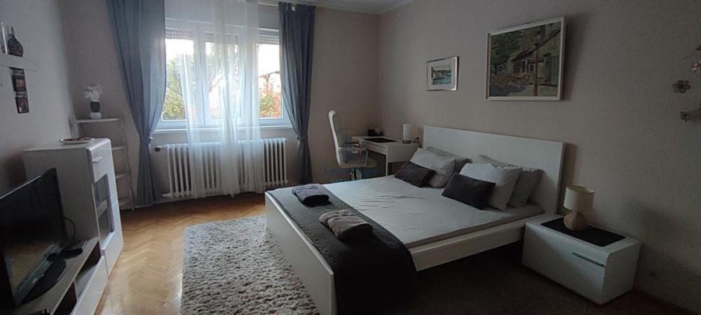 Slika 2 - Krunska, Dvosoban stan za izdavanje, 74m2, 1.100€