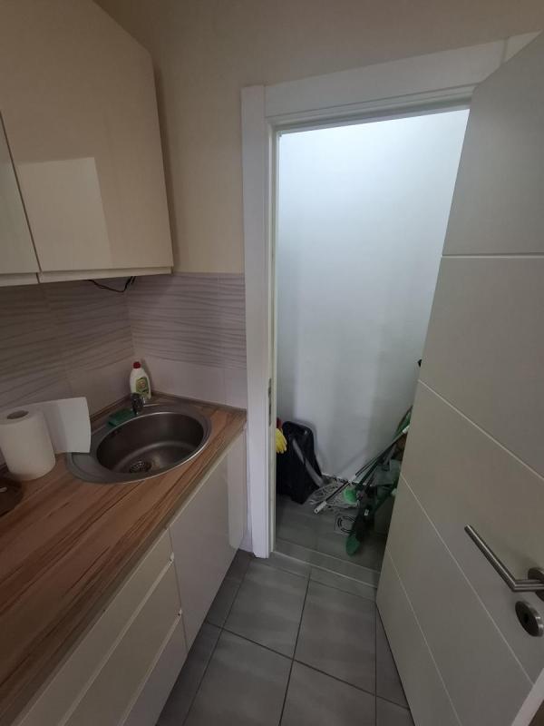 Slika 10 - Dvosoban stan za izdavanje, 50m2, 450€