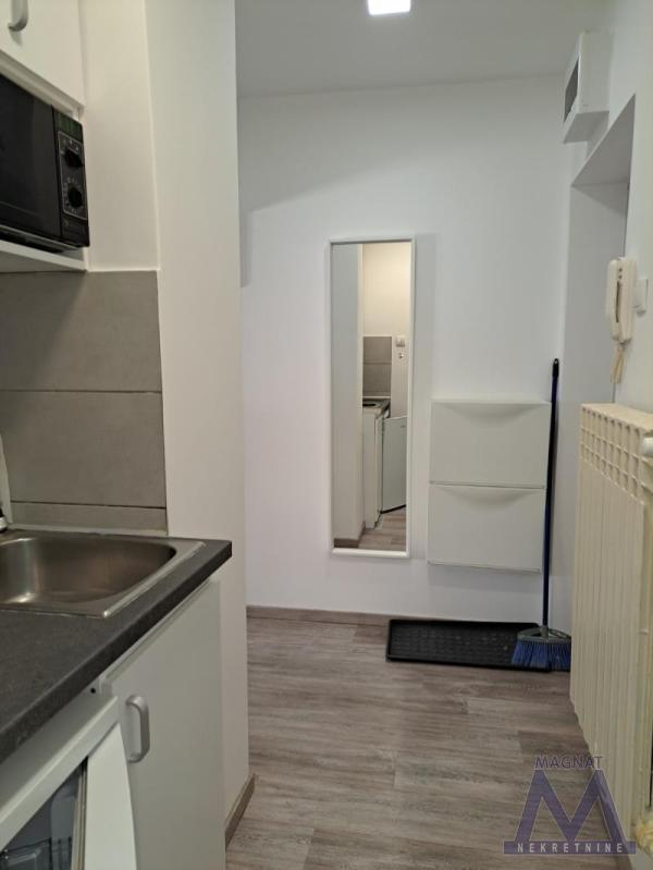 Slika 6 -  Stan na prodaju, 20m2, 75.000€