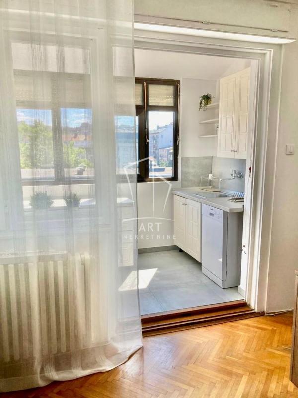 Slika 6 - Visokog Stevana, Trosoban stan za izdavanje, 60m2, 1.200€