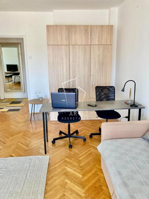 Slika 8 - Visokog Stevana, Trosoban stan za izdavanje, 60m2, 1.200€