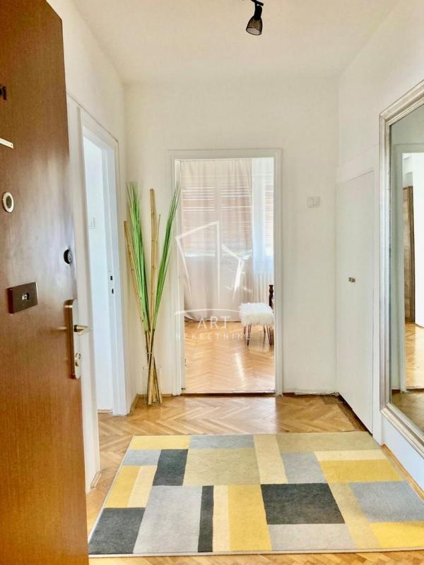 Slika 10 - Visokog Stevana, Trosoban stan za izdavanje, 60m2, 1.200€