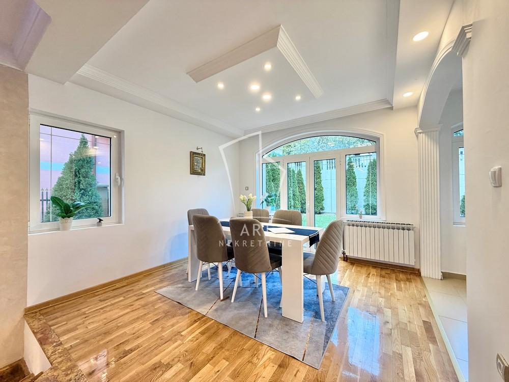 Slika 2 - Atika,  Kuća za izdavanje, 418m2, 3.000€