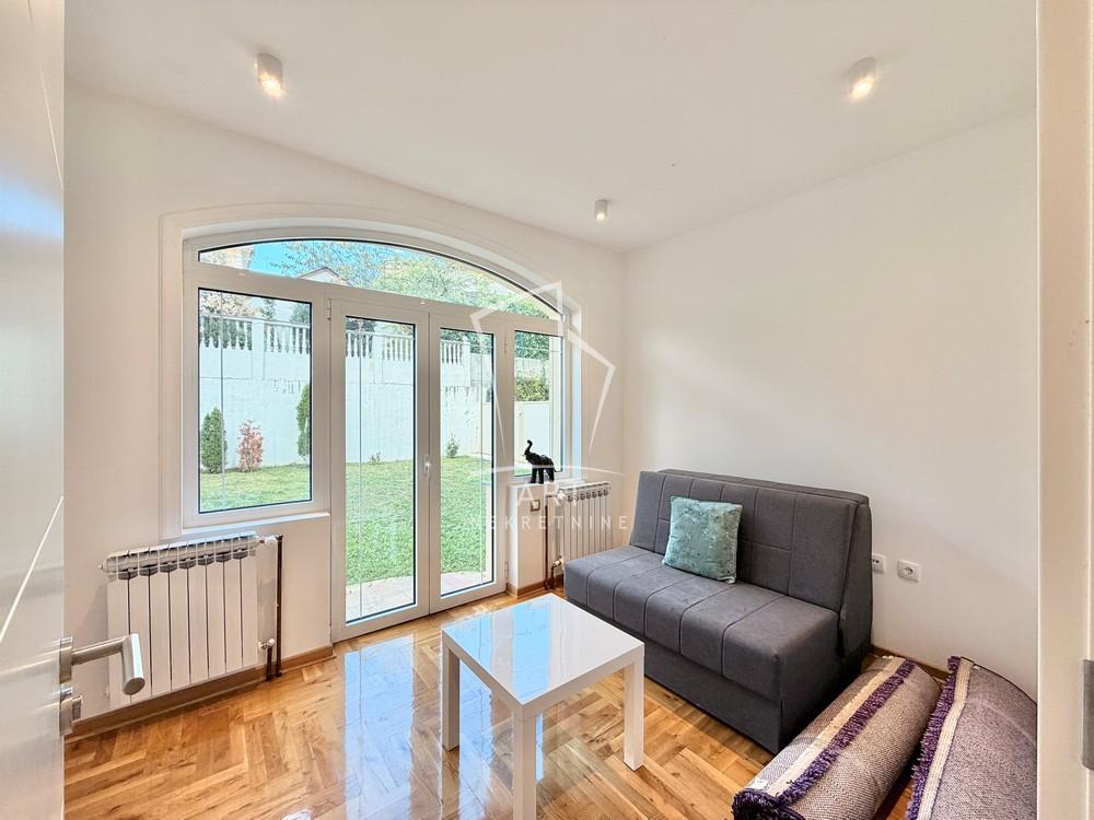 Slika 10 - Atika,  Kuća za izdavanje, 418m2, 3.000€