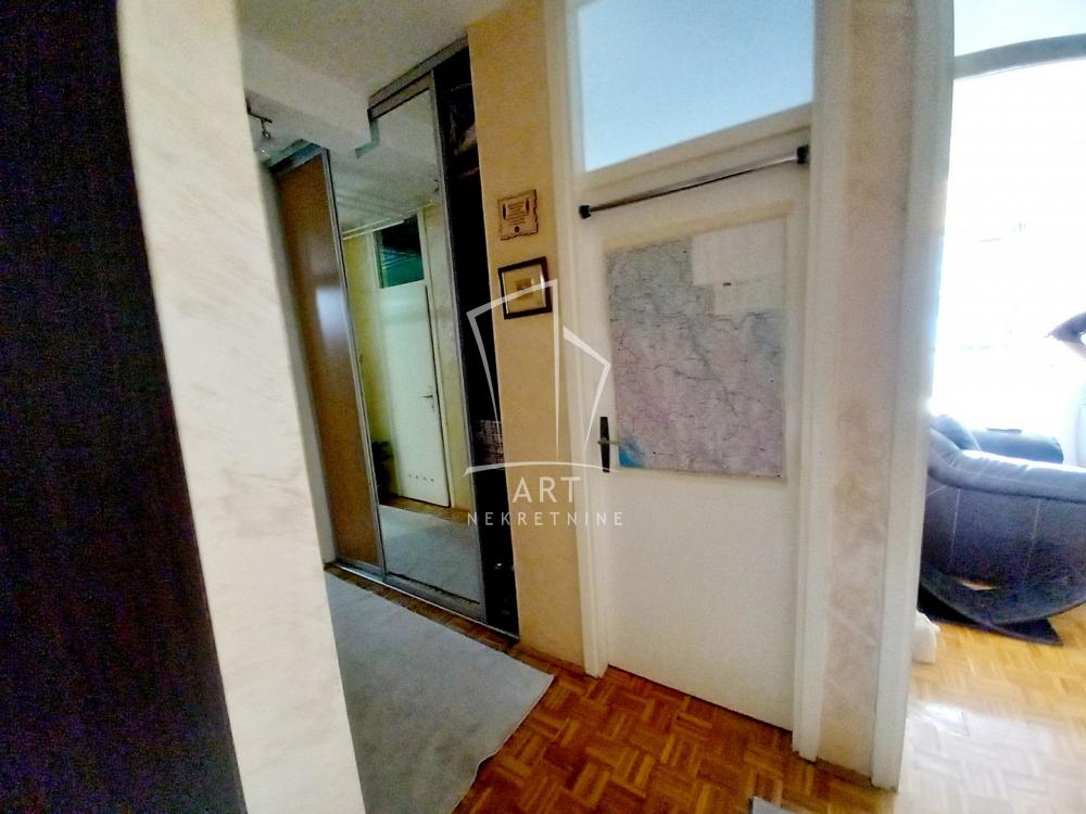 Slika 3 - Julije Delere, Trosoban stan za izdavanje, 70m2, 700€