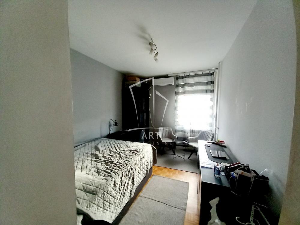 Slika 9 - Julije Delere, Trosoban stan za izdavanje, 70m2, 700€