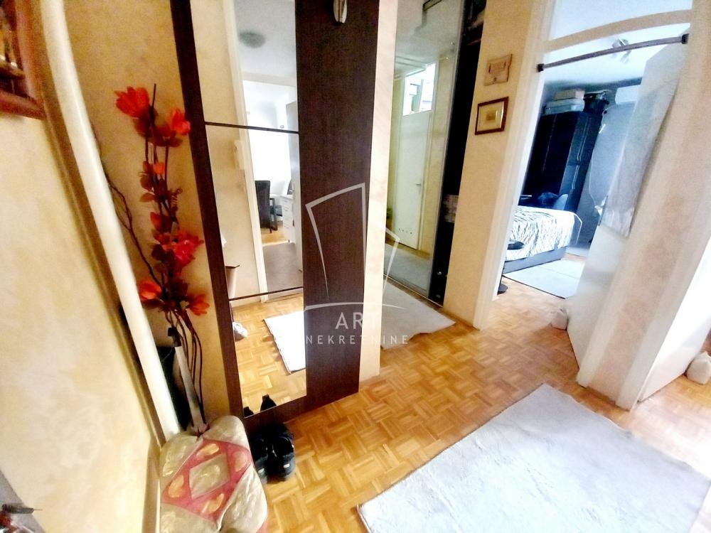 Slika 10 - Julije Delere, Trosoban stan za izdavanje, 70m2, 700€