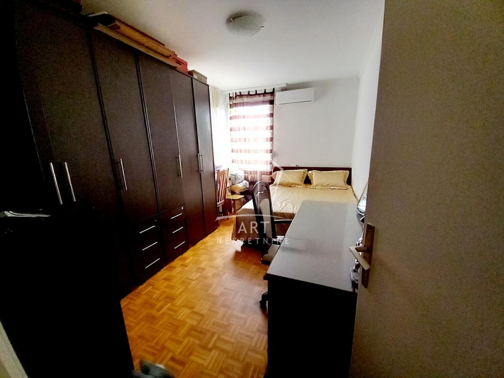 Slika 7 - Julije Delere, Trosoban stan za izdavanje, 70m2, 700€