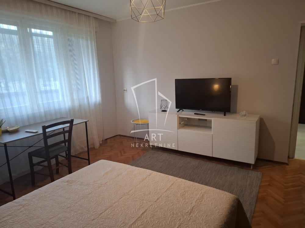 Slika 6 - Stevana Lukovića, Dvosoban stan za izdavanje, 56m2, 500€
