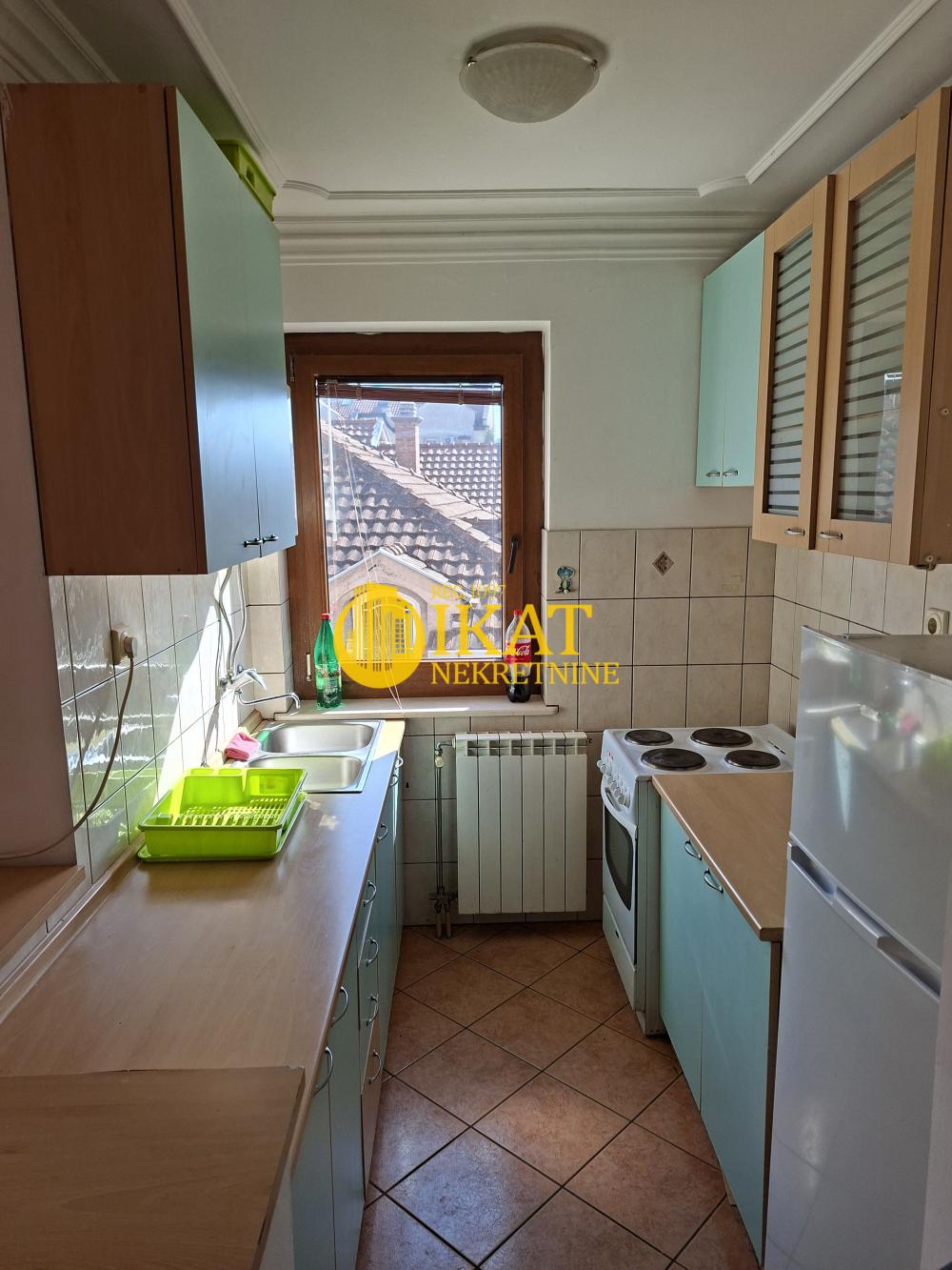 Slika 2 - Vojvode Vlahovića, Trosoban stan za izdavanje, 70m2, 500€