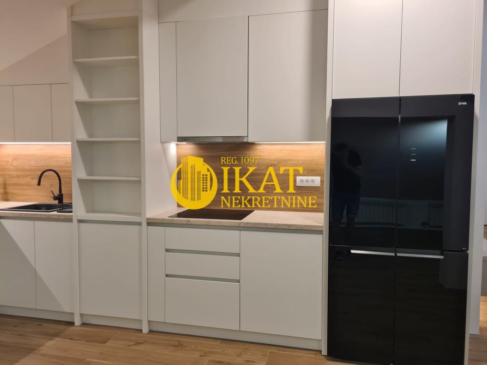 Slika 4 - Miloja Đaka, Trosoban stan za izdavanje, 360m2, 2.800€