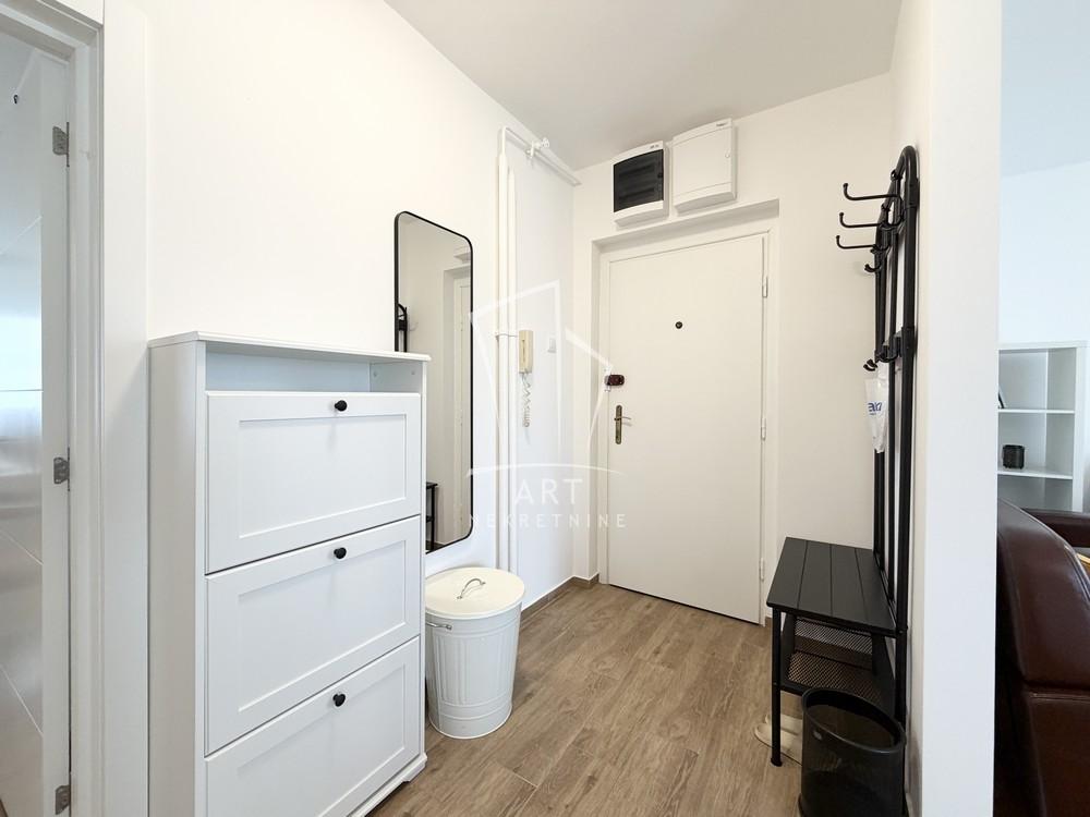 Slika 11 - Cara Uroša, Dvosoban stan za izdavanje, 56m2, 800€