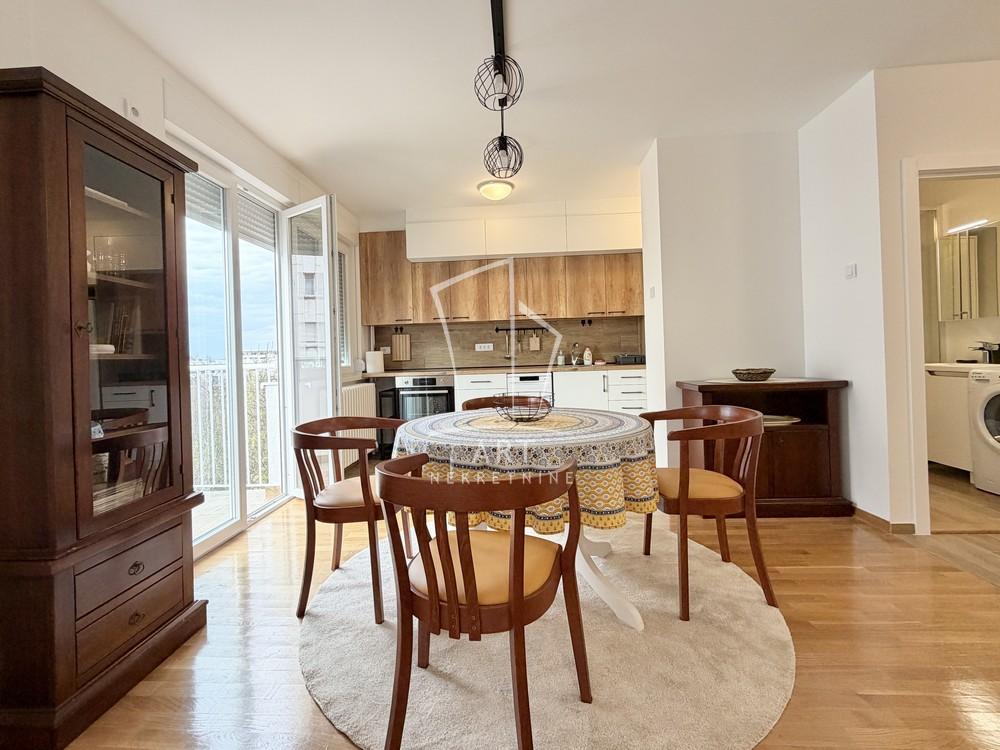 Slika 6 - Cara Uroša, Dvosoban stan za izdavanje, 56m2, 800€