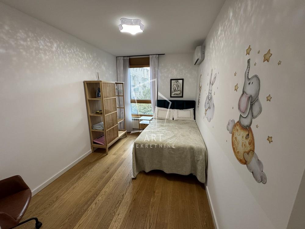 Slika 5 - Kneza Miloša, Trosoban stan za izdavanje, 88m2, 2.500€