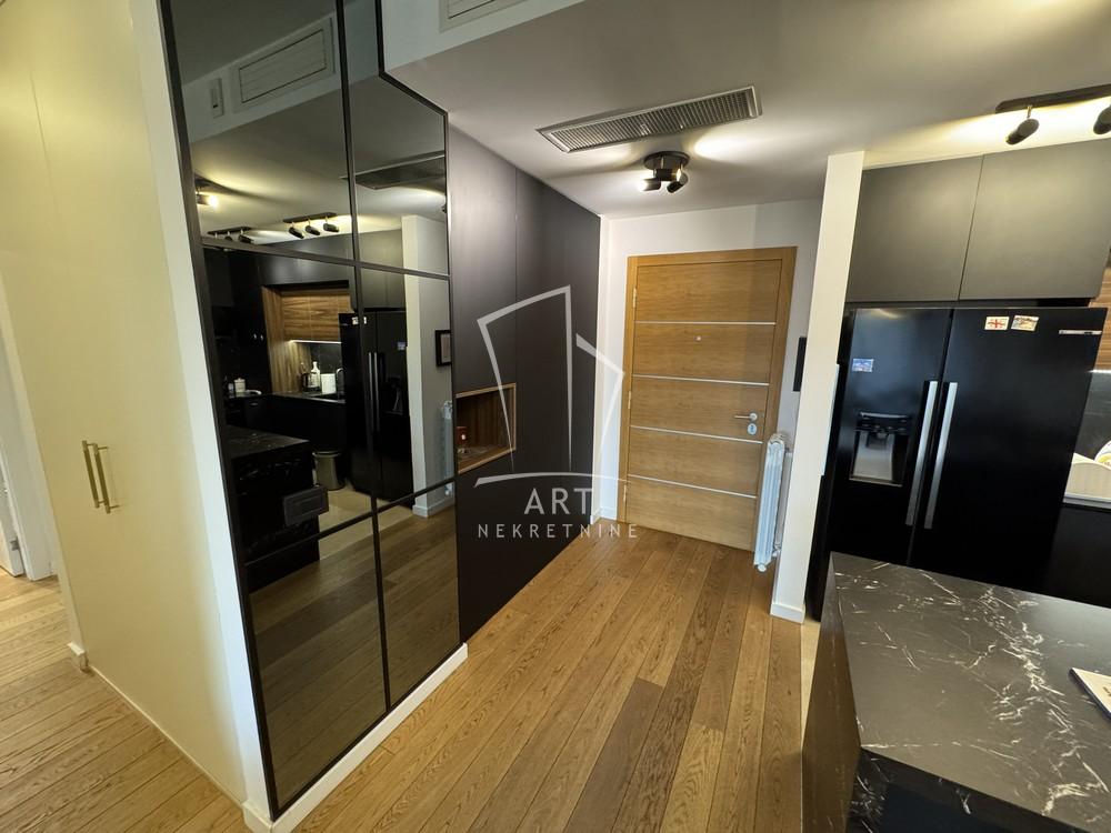 Slika 2 - Kneza Miloša, Trosoban stan za izdavanje, 88m2, 2.500€