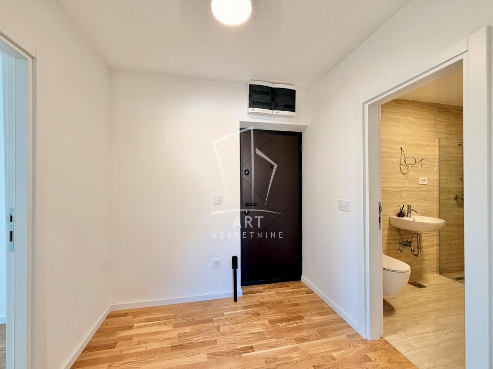 Slika 8 - Jastrebačka, Trosoban stan na prodaju, 45m2, 128.000€