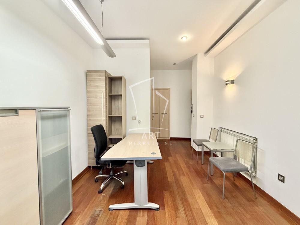 Slika 2 - Kralja Milutina,  Lokal za izdavanje, 34m2, 600€