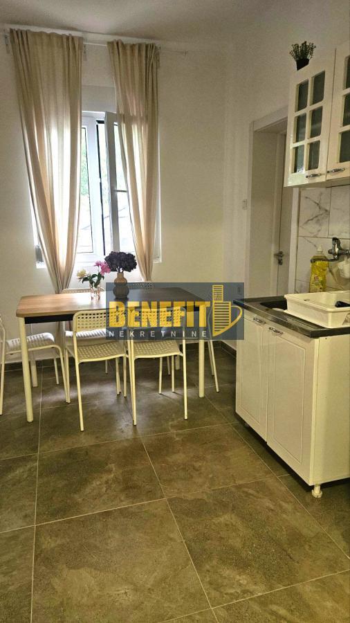 Slika 3 -  Kuća za izdavanje, 100m2, 1.050€