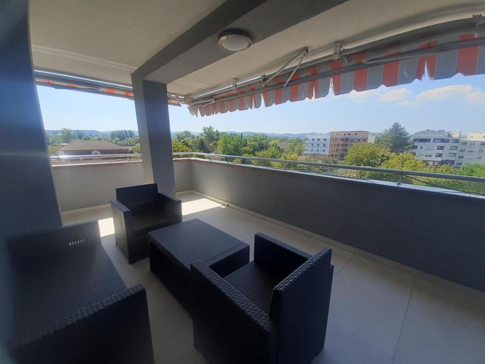 Slika 9 - Četvorosoban stan za izdavanje, 150m2, 1.000€