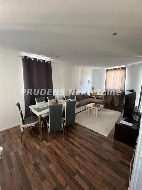 Glavna slika -Trosoban stan za izdavanje, 75m2, 550€