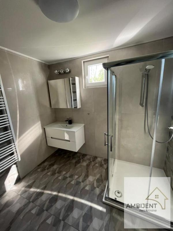Slika 11 -  Kuća za izdavanje, 120m2, 2.400€