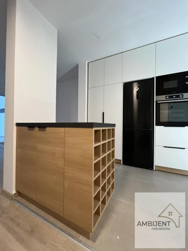 Slika 7 -  Kuća za izdavanje, 120m2, 2.400€