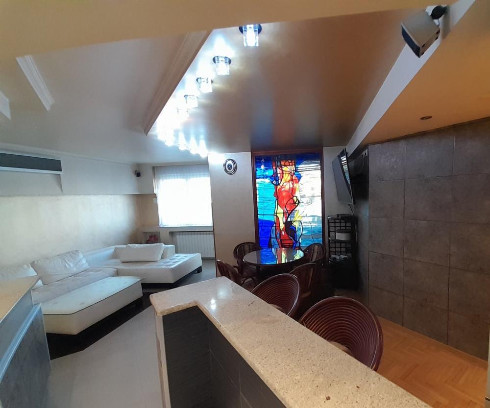 Slika 1 - Južni Bulevar, Dvosoban stan za izdavanje, 66m2, 850€