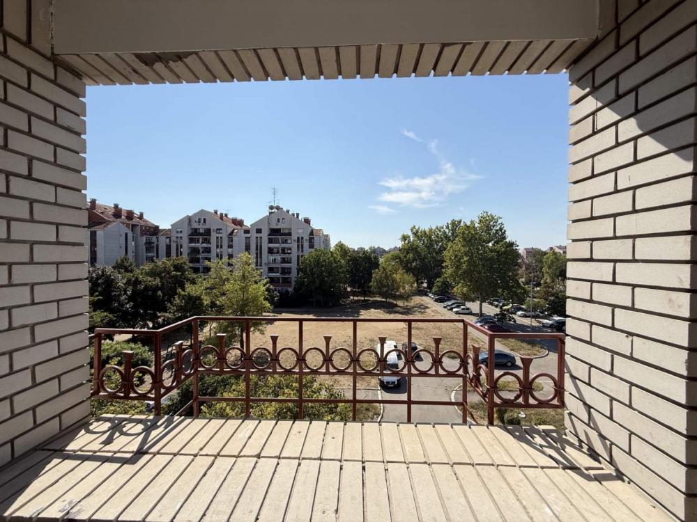 Slika 3 - Peđe Milosavljevića, Četvorosoban stan za izdavanje, 90m2, 2.200€