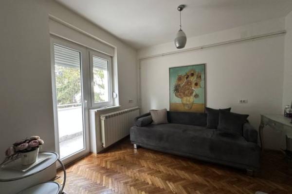 Slika 2 - Đorđa Radojlovića, Jednoiposoban stan na prodaju, 38m2, 185.000€