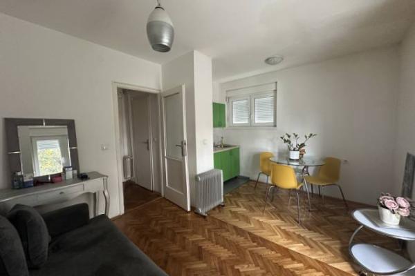 Slika 3 - Đorđa Radojlovića, Jednoiposoban stan na prodaju, 38m2, 185.000€