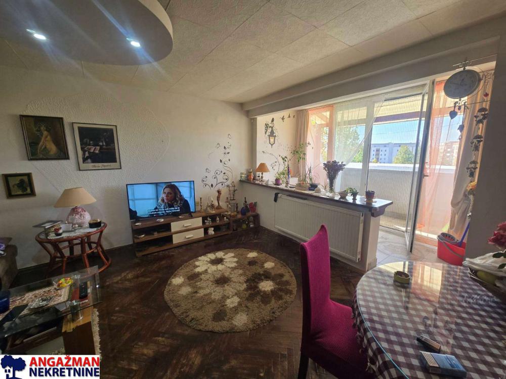 Slika 2 - Dositeja Obradovića , Trosoban stan na prodaju, 85m2, 129.000€