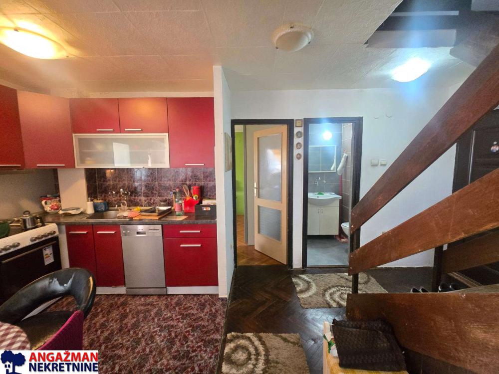 Slika 1 - Dositeja Obradovića , Trosoban stan na prodaju, 85m2, 129.000€