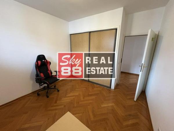 Slika 11 - Kuća za izdavanje, 250m2, 2.650€