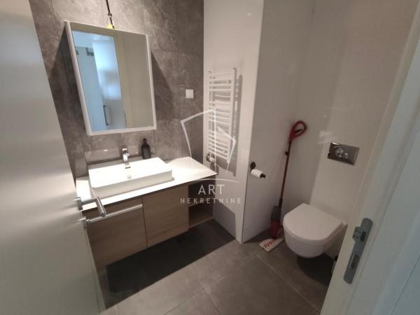 Slika 5 - Bulevar Vudroa Vilsona, Dvosoban stan za izdavanje, 58m2, 1.400€