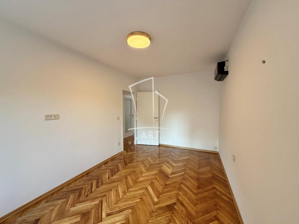 Slika 1 - Njegoševa, Dvosoban stan za izdavanje, 58m2, 1.000€