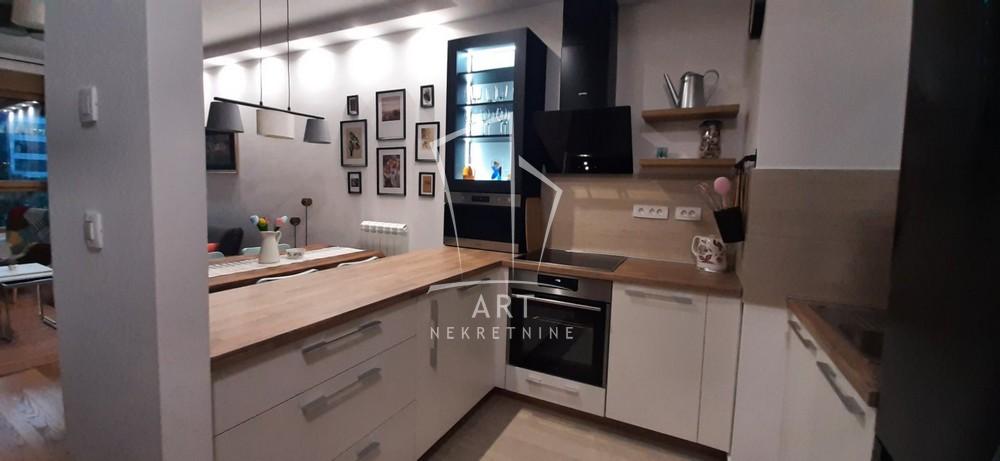 Slika 1 - Tadije Sondermajera, Dvosoban stan za izdavanje, 54m2, 1.100€