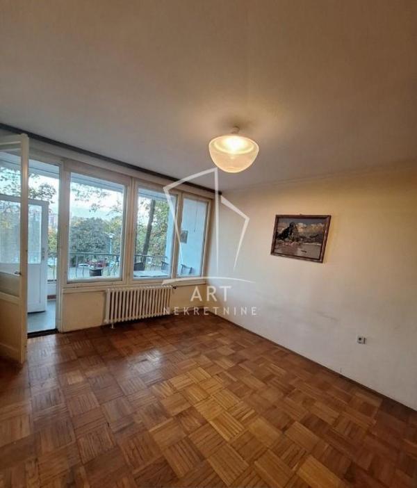 Slika 1 - Dr Zore Ilić Obradović, Dvosoban stan na prodaju, 67m2, 205.000€