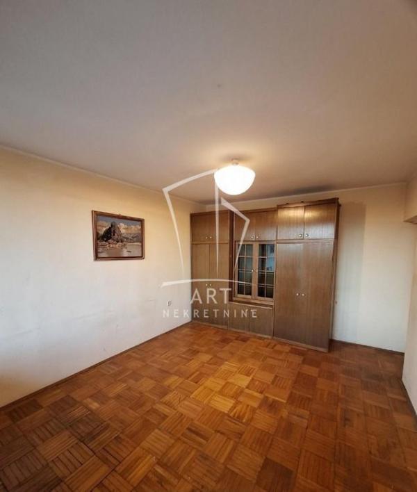 Slika 2 - Dr Zore Ilić Obradović, Dvosoban stan na prodaju, 67m2, 205.000€
