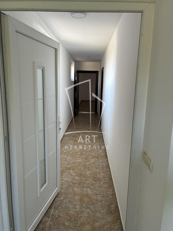 Slika 9 - Ljubiše Miodragovića,  Lokal za izdavanje, 153m2, 950€