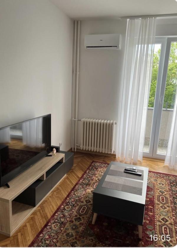 Slika 1 - Cara Dušana, Dvosoban stan za izdavanje, 50m2, 1.000€