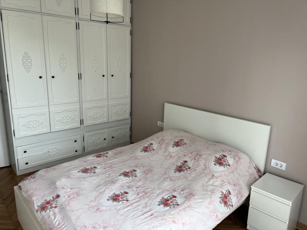 Slika 3 - Cara Dušana, Dvosoban stan za izdavanje, 50m2, 1.000€