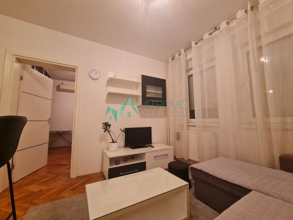 Slika 1 - Jednosoban stan za izdavanje, 36m2, 500€