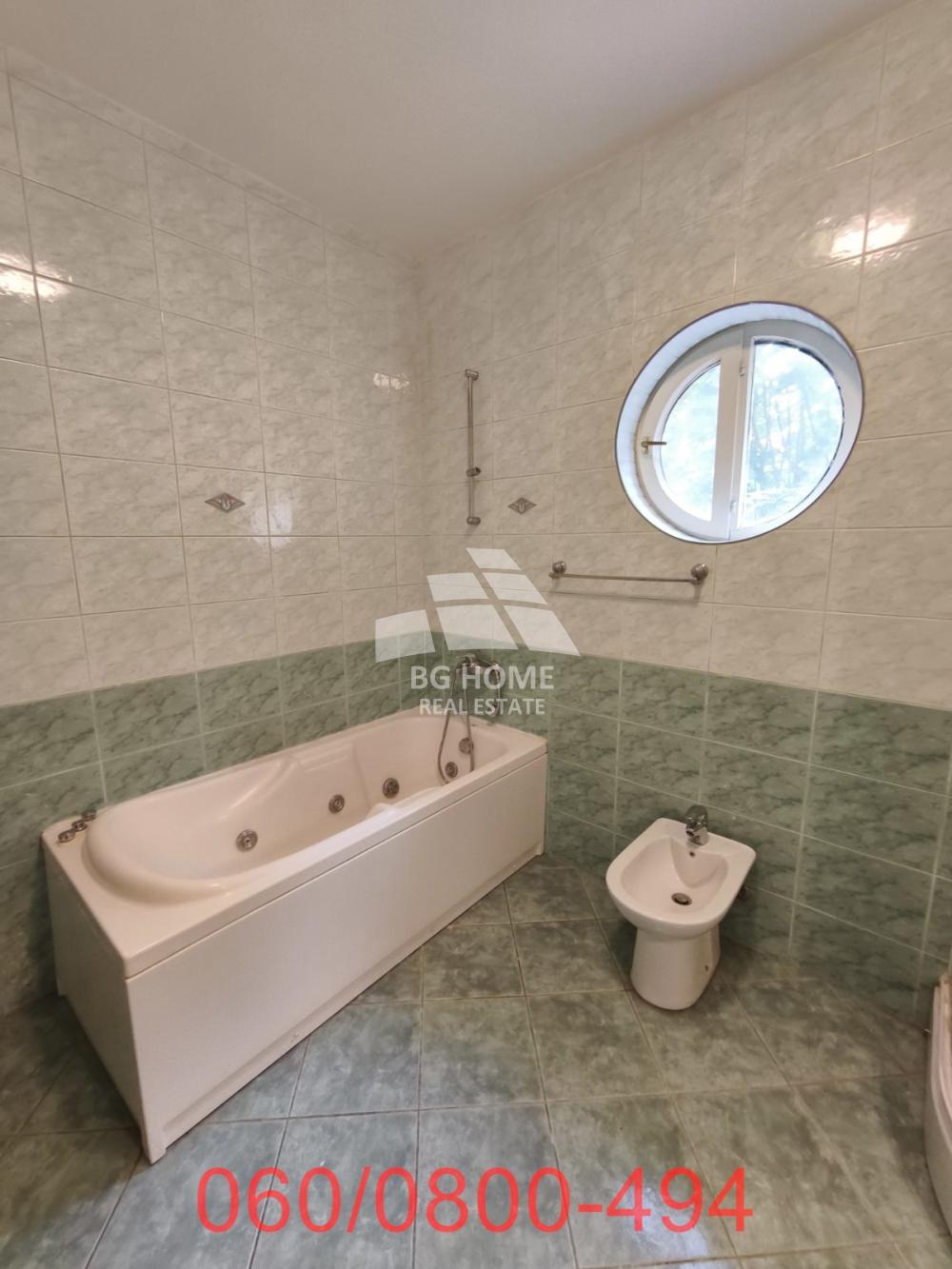 Slika 8 - Kronštatska, Četvorosoban stan za izdavanje, 103m2, 1.500€